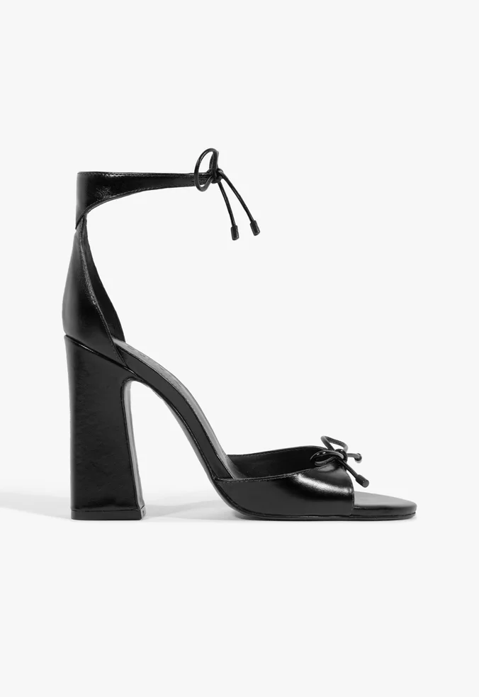 Schutz Sandália Icon Salto Alto Couro Preta